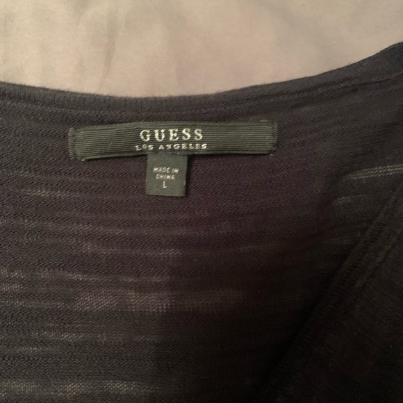 Guess wrap top - Picture 2 of 3